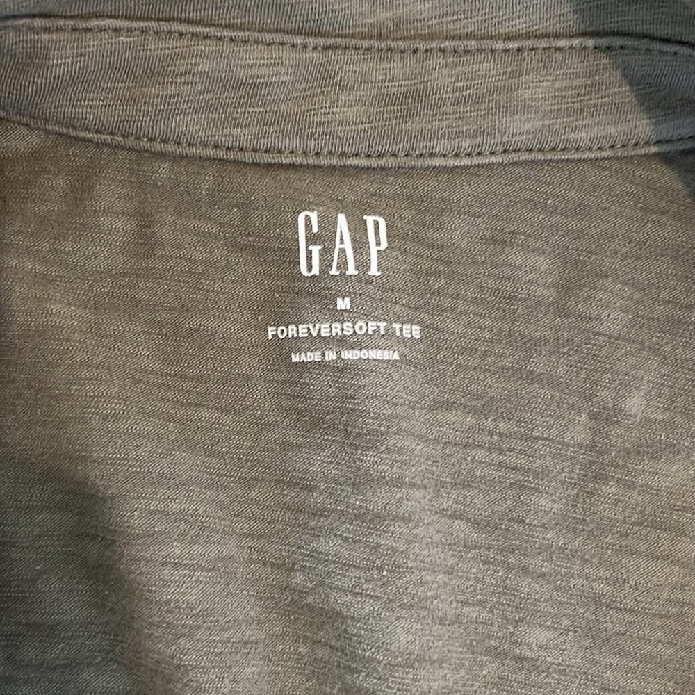 Gap Button Up Long Sleeve Tee - image 5
